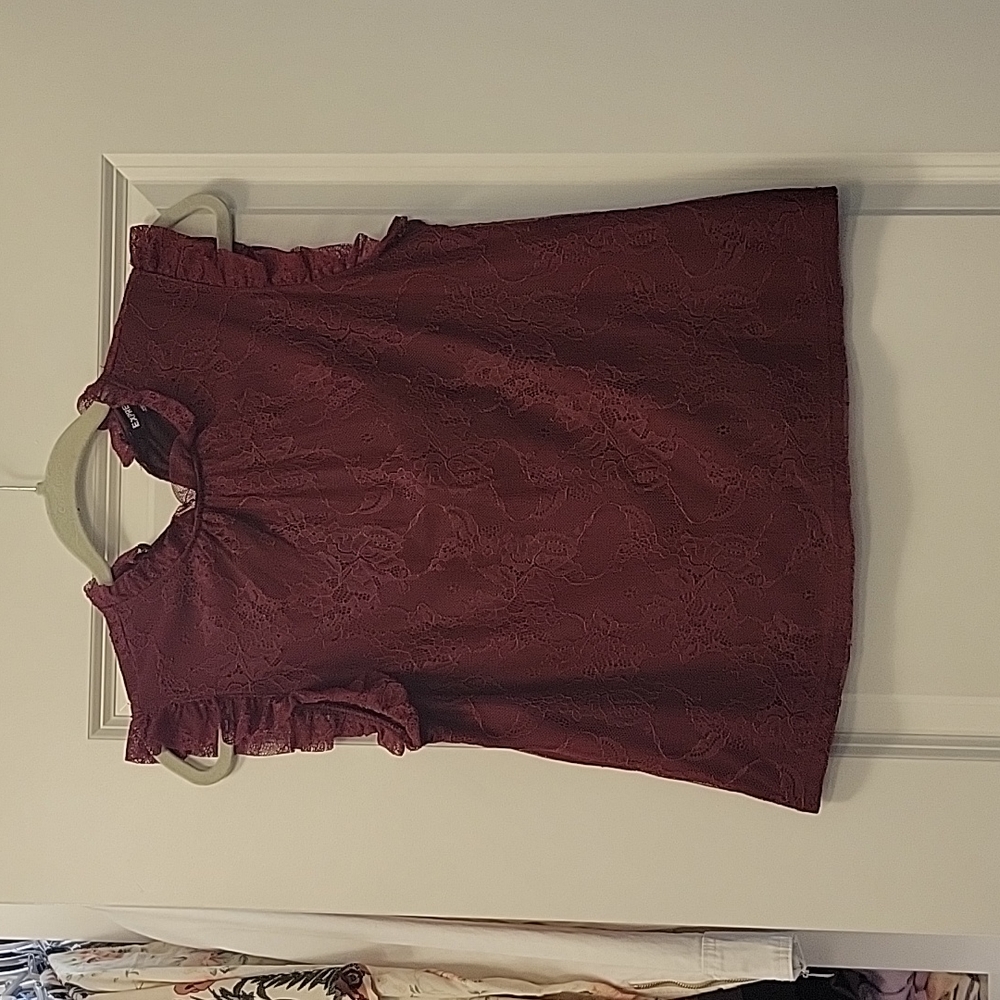 Express lace ruffle top